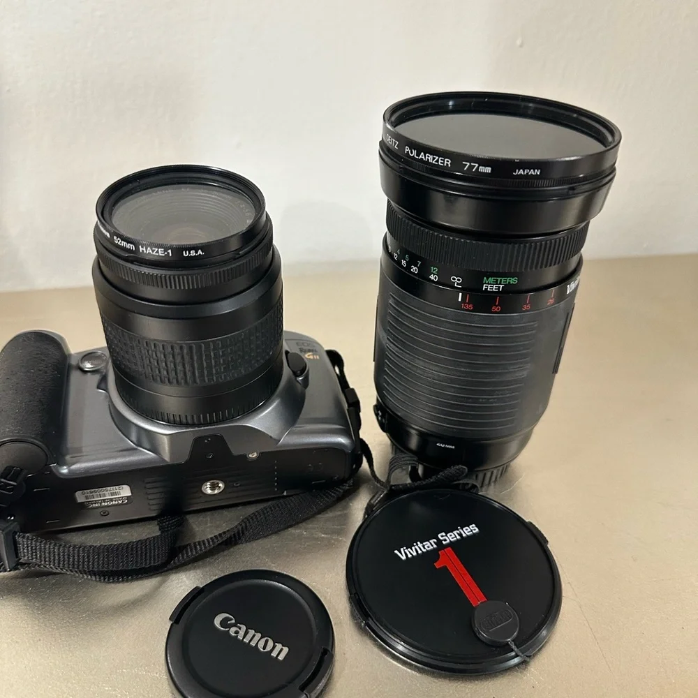 Vintage,Canon EOS Rebel GII 35mm SLR Camera in Silver